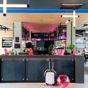 *** Hotel Moxy Holandia