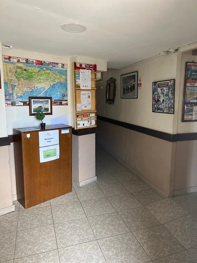Emile Youth Hostel Gibraltar 0*,  Gibraltar