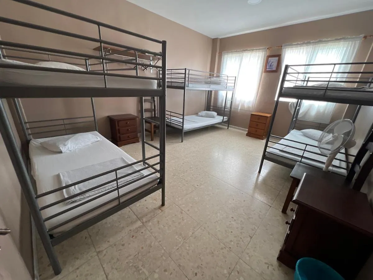 Emile Youth Hostel 直布罗陀