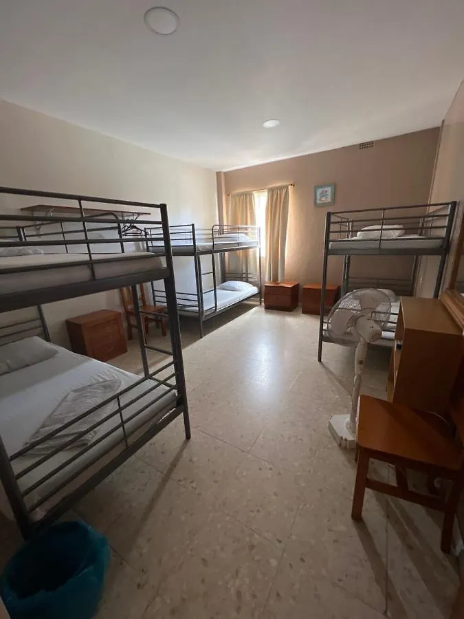 Emile Youth Hostel 直布罗陀